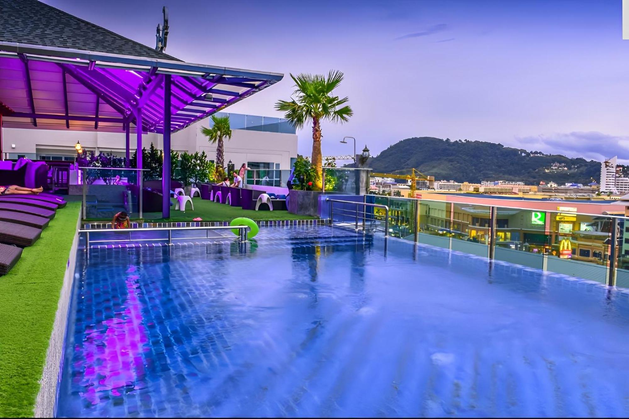 Sira Grande Hotel & Spa Patong Zewnętrze zdjęcie
