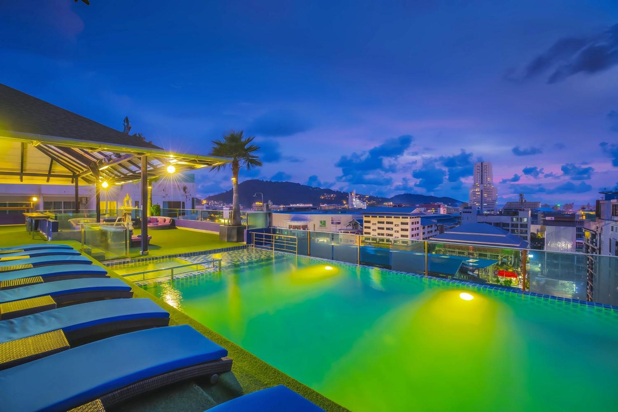 Sira Grande Hotel & Spa Patong Zewnętrze zdjęcie