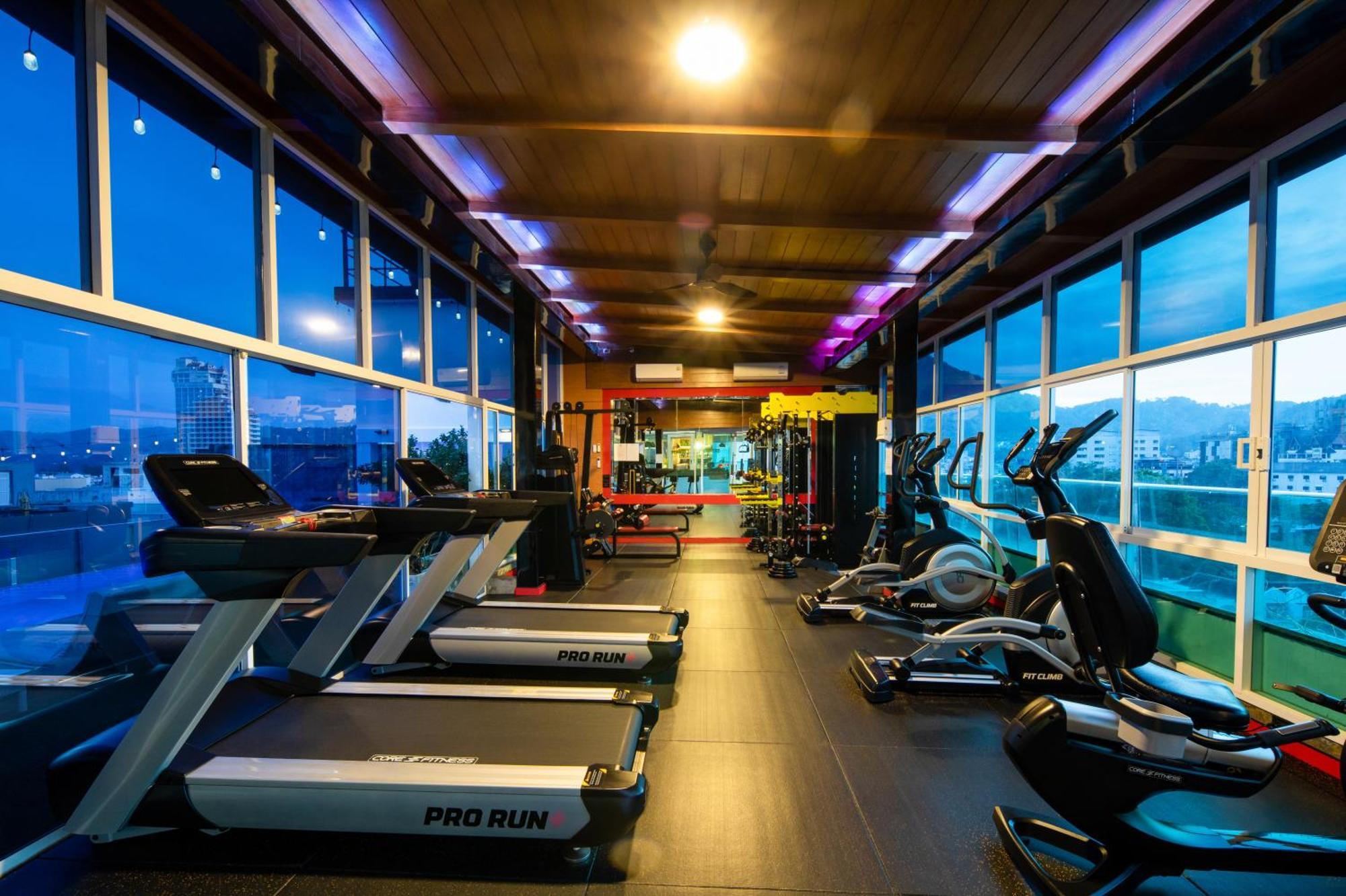 Sira Grande Hotel & Spa Patong Zewnętrze zdjęcie