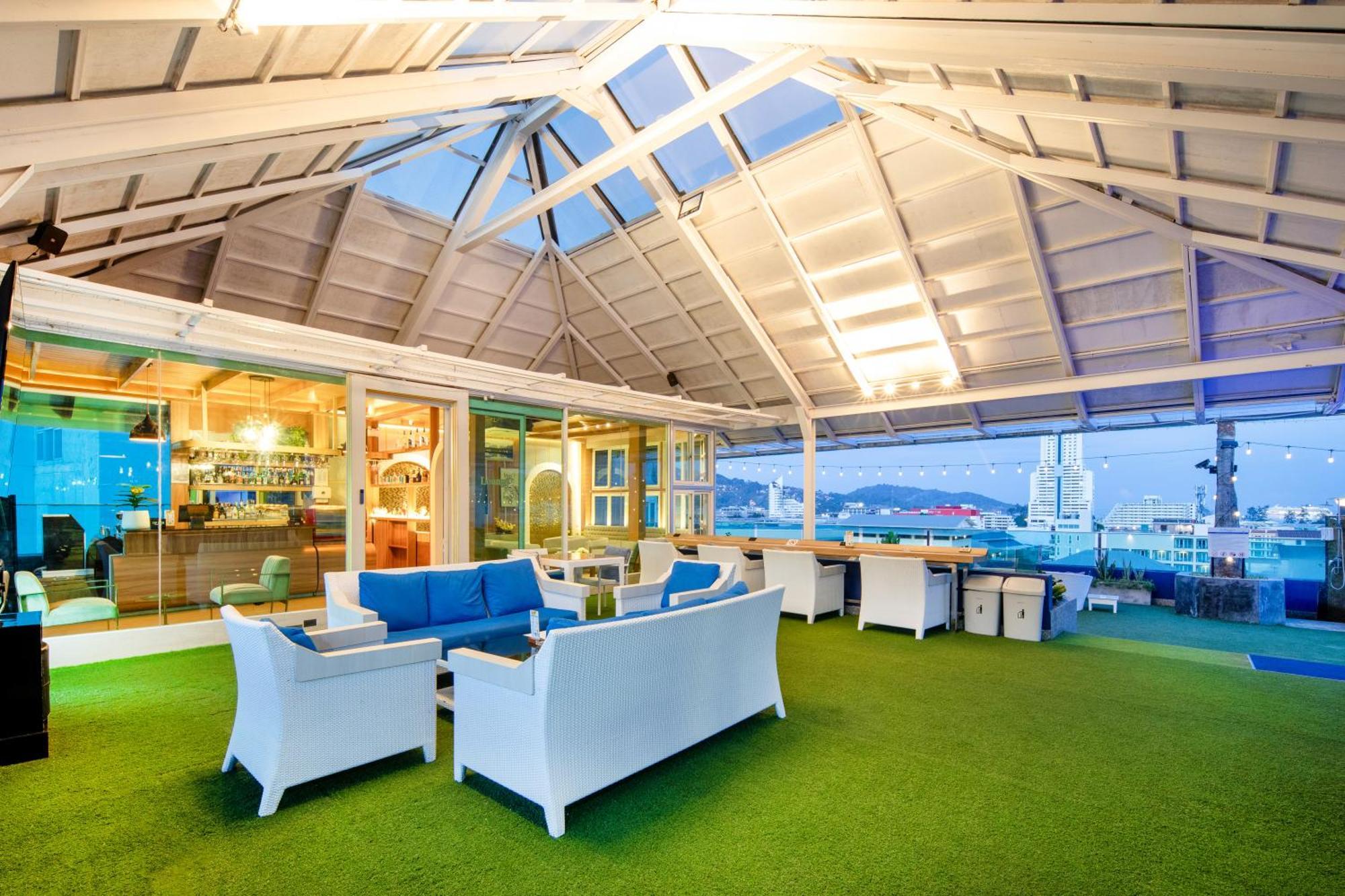 Sira Grande Hotel & Spa Patong Zewnętrze zdjęcie