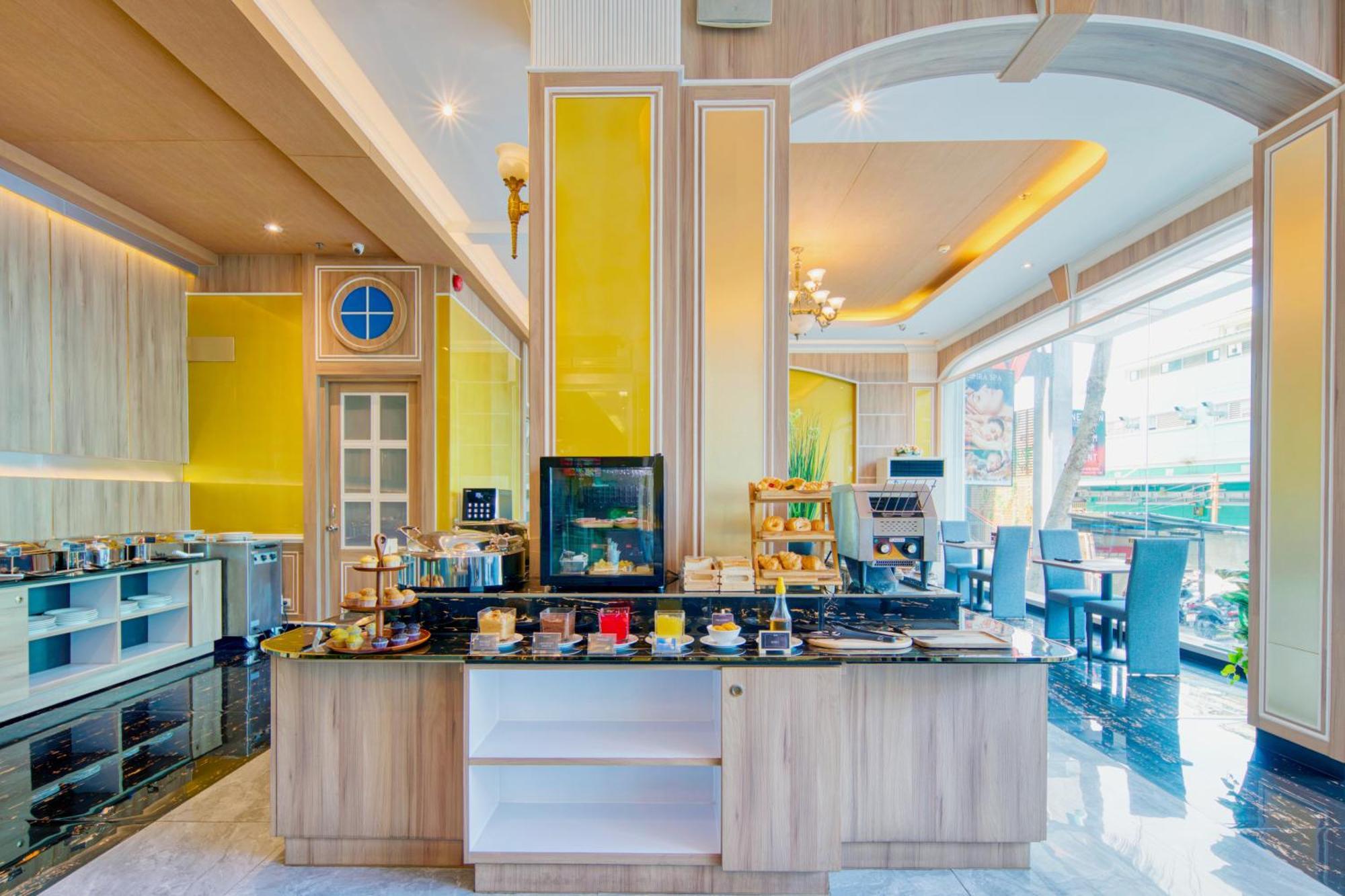 Sira Grande Hotel & Spa Patong Zewnętrze zdjęcie